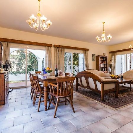 Villa Papaya Residence 파포스 외부 사진