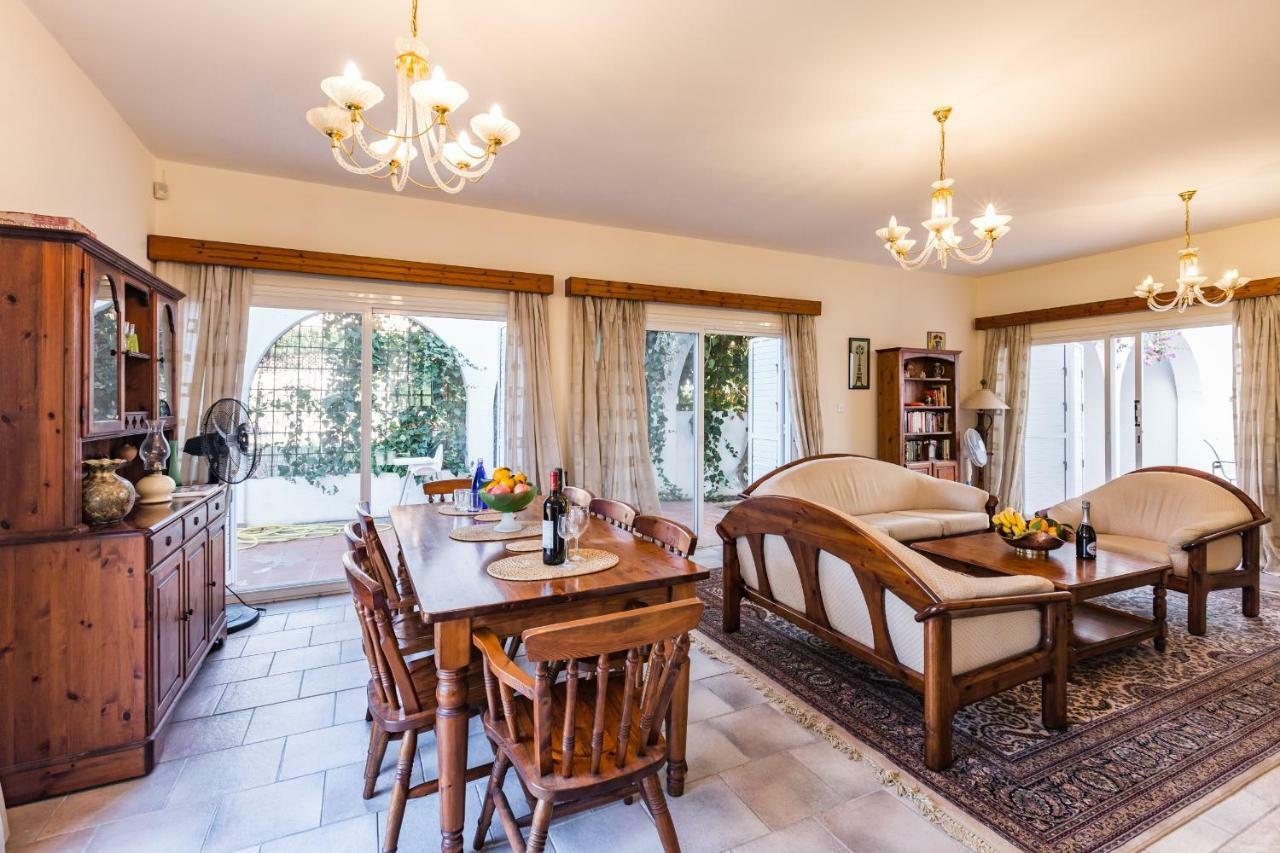 Villa Papaya Residence 파포스 외부 사진